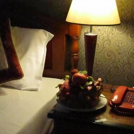 Khach San Trung Mai Hotel Bandar Ho Chi Minh Luaran gambar