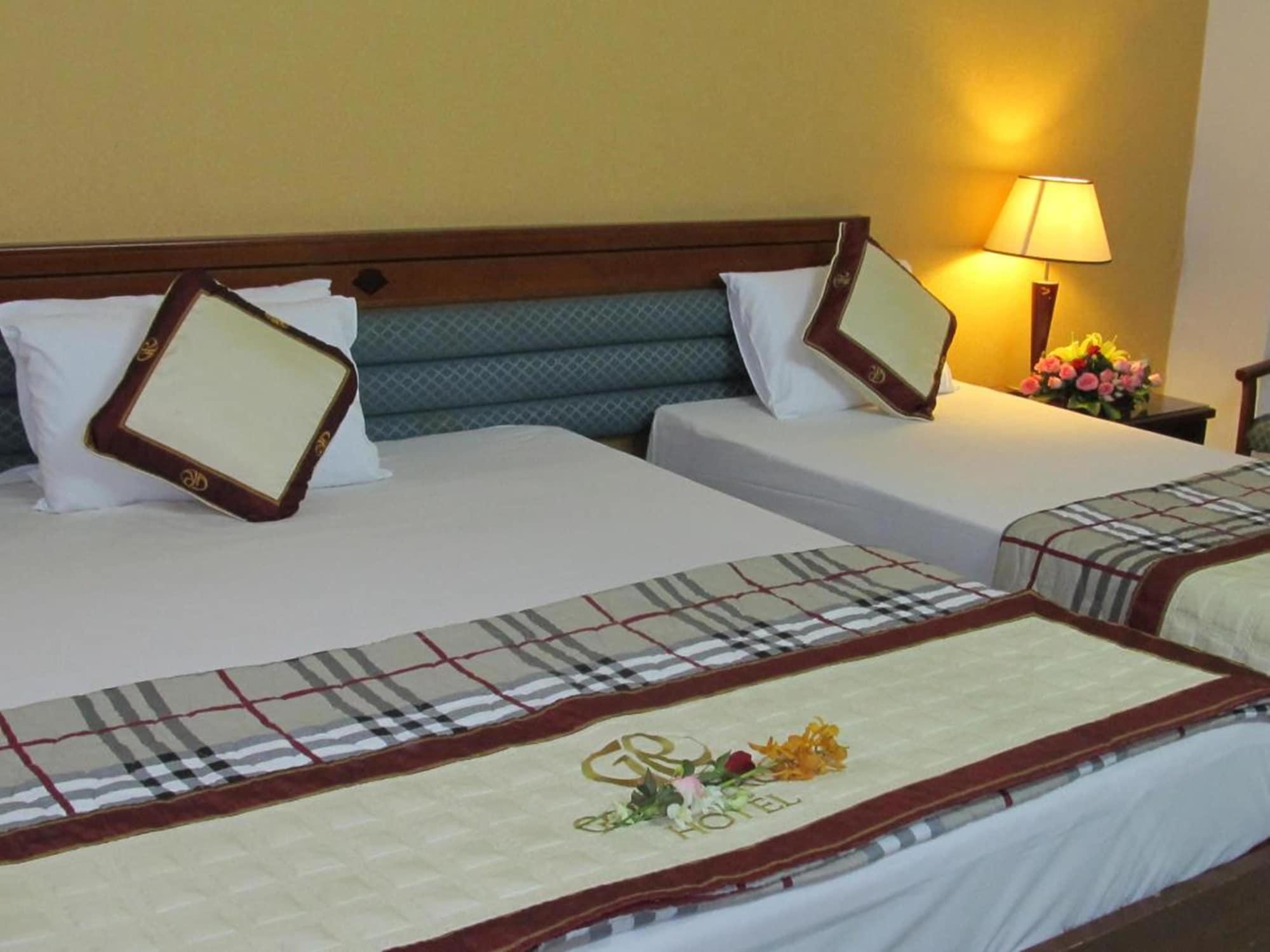 Khach San Trung Mai Hotel Bandar Ho Chi Minh Luaran gambar