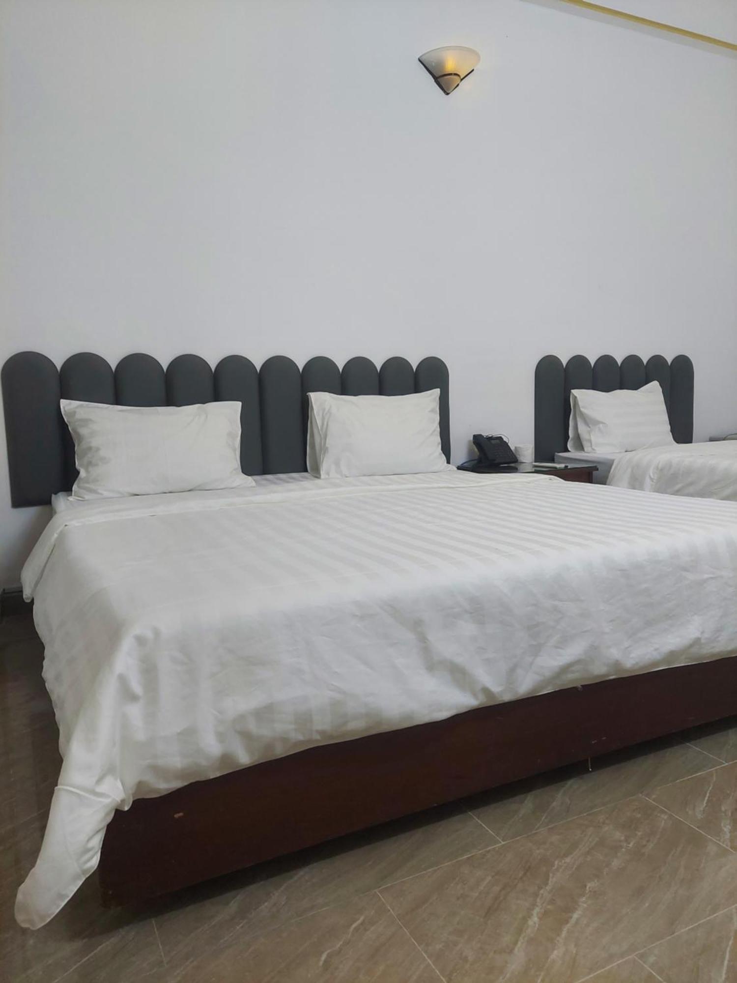 Khach San Trung Mai Hotel Bandar Ho Chi Minh Luaran gambar