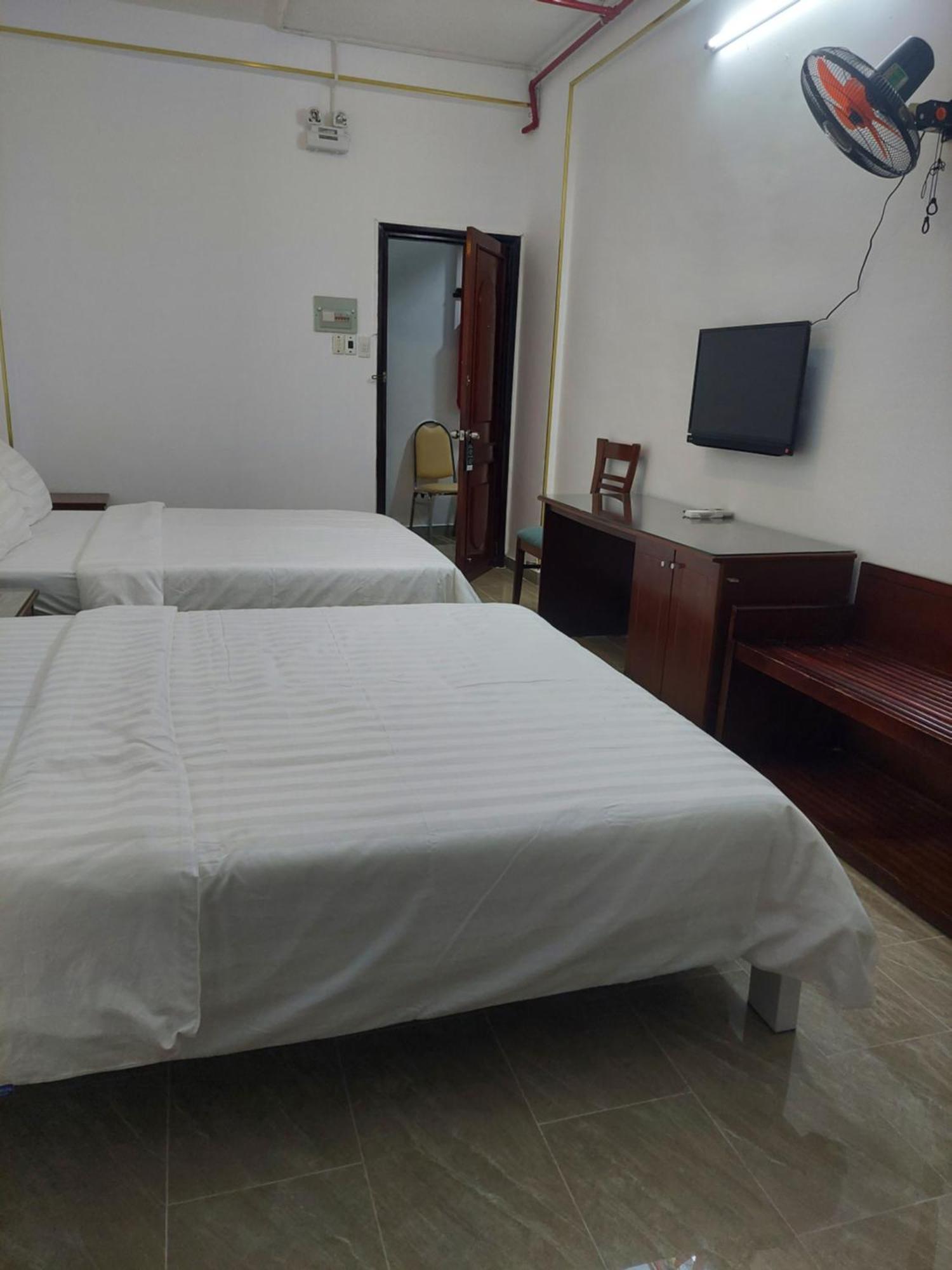 Khach San Trung Mai Hotel Bandar Ho Chi Minh Luaran gambar