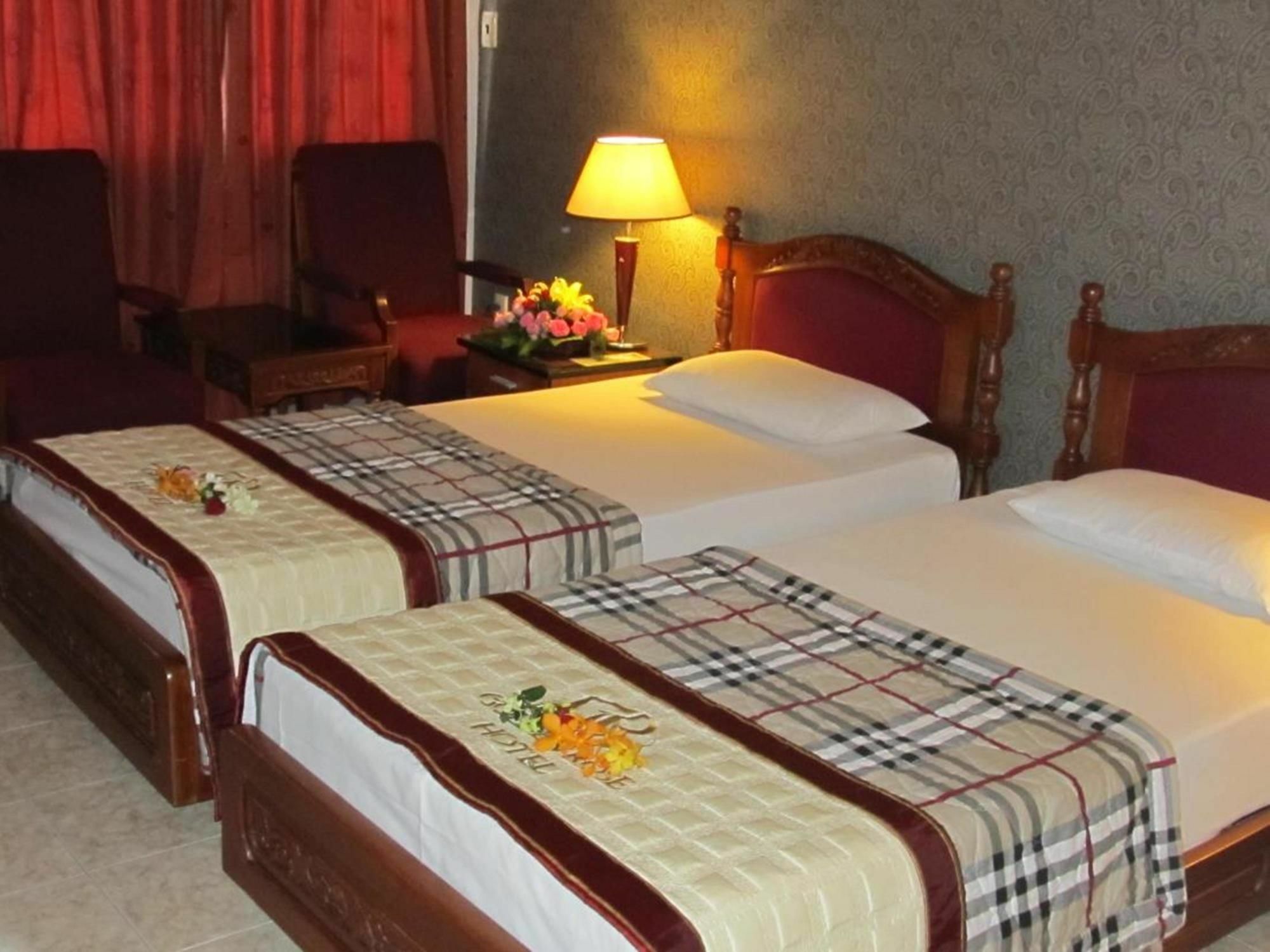 Khach San Trung Mai Hotel Bandar Ho Chi Minh Luaran gambar