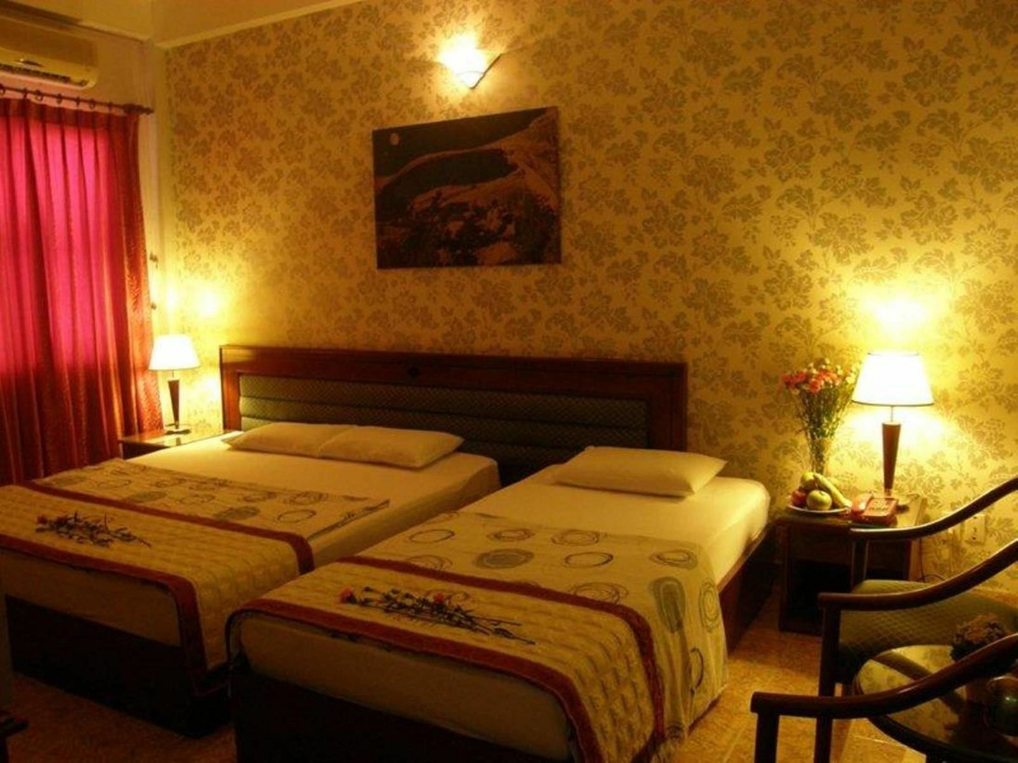 Khach San Trung Mai Hotel Bandar Ho Chi Minh Luaran gambar