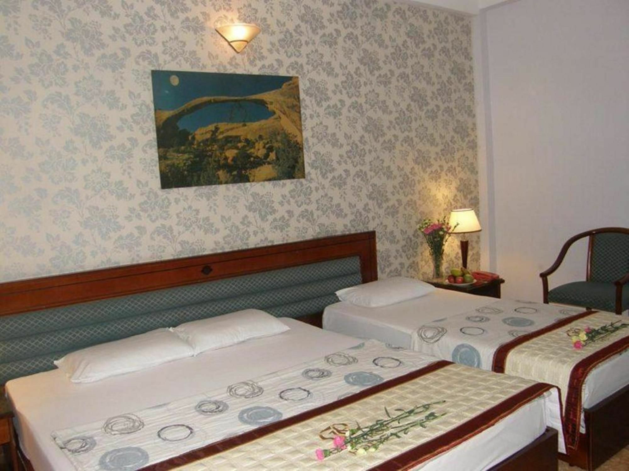Khach San Trung Mai Hotel Bandar Ho Chi Minh Luaran gambar