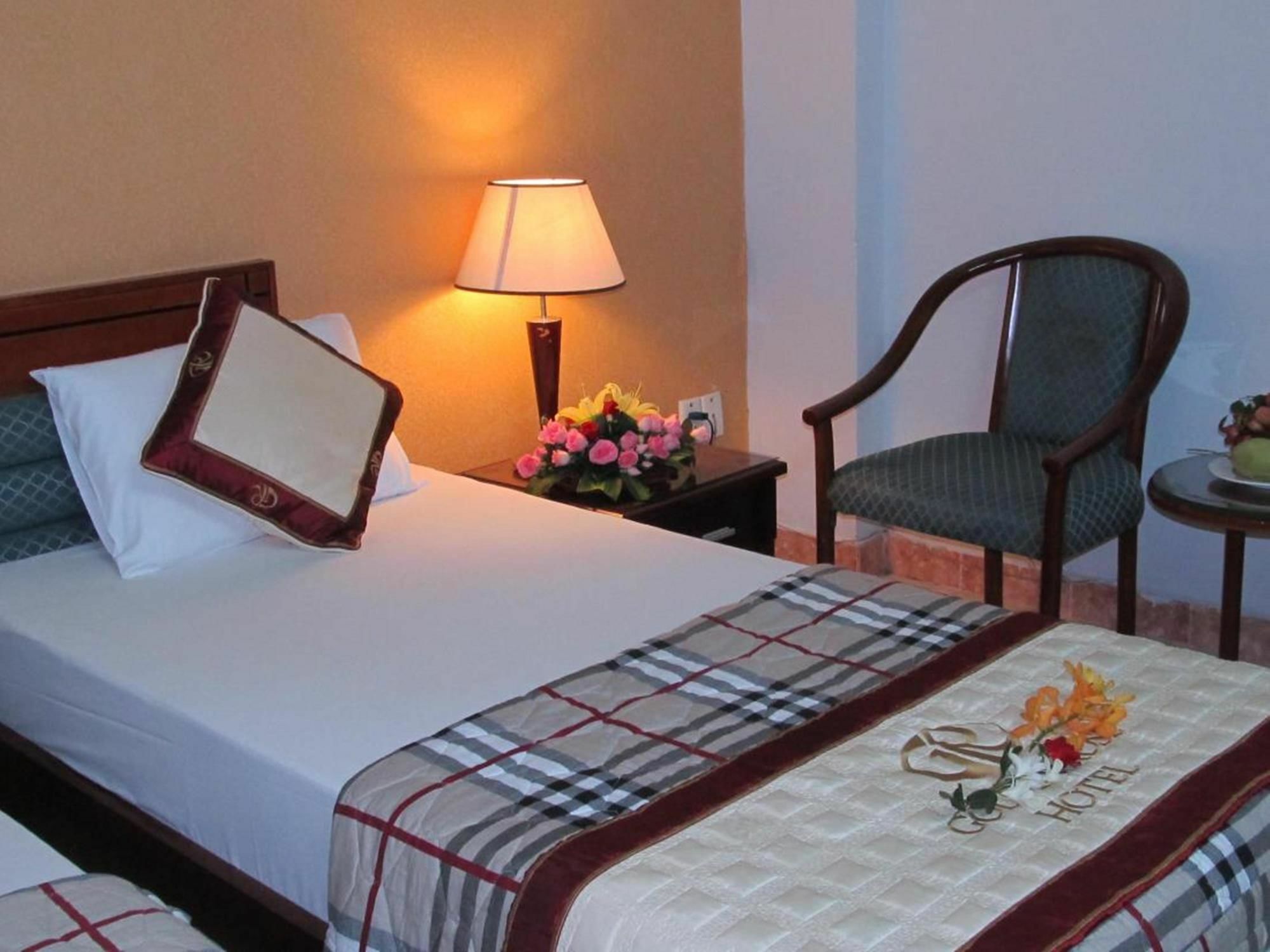 Khach San Trung Mai Hotel Bandar Ho Chi Minh Luaran gambar